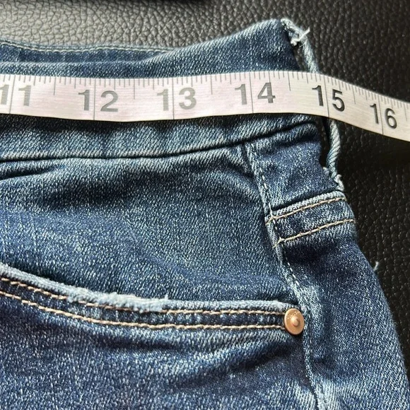 MOTHER High Waisted Looker Jean Ankle Fray Close to the Edge Sz 30 - Picture 15 of 16